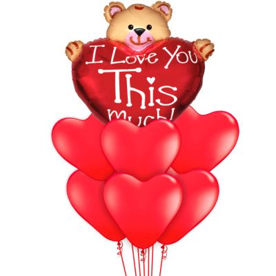 Букет Медвеженок с большим сердцем с сердечками 7 шт