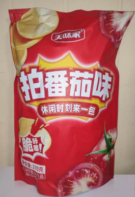 Чипсы Tianweijia хлопьевые со вкусом помидоров 270 г 1 шт Чипсы Tianweijia хлопьевые со вкусом помидоров 270 г 1 шт